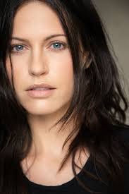 Kat Crawley's Instagram, Twitter & Facebook