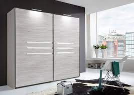 Utile et décoratif, le meuble de chambre se présente sous différentes formes. Armoire 2 Portes Coulissantes Anna Chambre A Coucher Chene Blanc