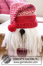 A traditional santa hat knitting pattern with a super soft brim. Merrier Christmas Drops Extra 0 1195 Free Knitting Patterns By Drops Design