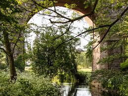 A distinctive and pervasive quality or character; La Vallee De L Aure Bayeux Normandie Urlaub Frankreich