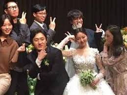 A chinese survival program called we are young stars exo's lay, but what gained even more attention recently is a trainee who looks just like lee kwang soo. The Hottest Wedding In Kbiz 2020 Lee Kwang Soo Haha Surprised With The Funny Dance Performance Lovekpop95