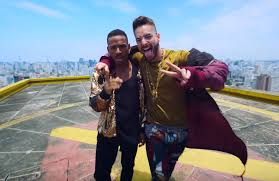 Bài hát corazon do ca sĩ maluma, nego do borel thuộc thể loại latin. Maluma E Nego Do Borel Dao Role Por Sao Paulo Em Clipe De Corazon Capricho