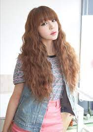 Pin By Kl On Asian Style Natural Waves Hair Korean Wavy Hair Curly Girl Hairstyles