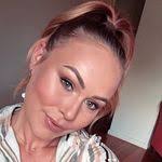 Ashleigh Beal's Instagram, Twitter & Facebook