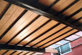 La madera es combinada con materiales como tejas de. Techos Para Terrazas Madera Policarbonato