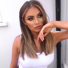 Clare Clements's Instagram, Twitter & Facebook