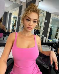 26 november 1990) is a british singer, songwriter and actress. Ø±ÙŠØªØ§ Ø£ÙˆØ±Ø§ Ø§Ù†Ø³ØªÙ‚Ø±Ø§Ù…