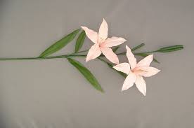 Crisp yet pliable, this material is easier to work with than dupioni as it is of a lighter weight, yet an opaque fabric. Silk Flowers By Style Lily