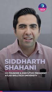 Aarti Sheth's Instagram, Twitter & Facebook