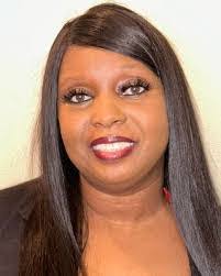 Deborah Cluff's Instagram, Twitter & Facebook