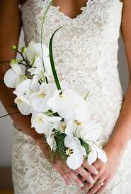 To avoid this cut the stems. Weddingforward Posts From 5 Last Minute Wedding Planning Details You Can T Forget About For 01 25 2019 Milled