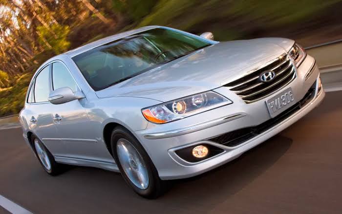 2011 Hyundai Azera Review: Expert Insights, Pricing, and Trims