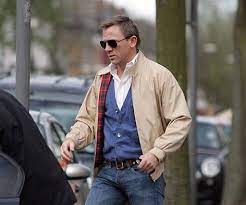 James bond 007 daniel craig worn jacket relic swatch costume card quantum solace. Ultimate Cool The Baracuta G9 Harrington Jacket Bond Lifestyle