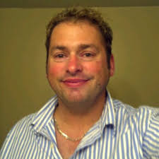 Robert Langis (@robertrmt)