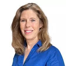 Mary Covell's Instagram, Twitter & Facebook