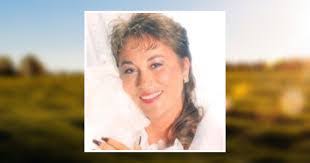 Sandra Cottingham's Instagram, Twitter & Facebook