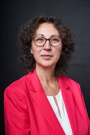 Comunitatea academică a Facultății de Comunicare și Relații Publice își  exprimă profundul regret pentru dispariția domnului prof. univ. dr. Ioan  Drăgan. Profesor admirat și îndrăgit, domnul Ioan Drăgan a fost o sursă