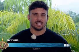 Impacte a 'Supervivientes' gràcies a la confessió que Manuel ha fet sobre  Montoya