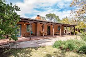 1939 Pueblo Revival Albuquerque Nm 650 000 Old House Dreams Old House Dreams House Adobe House