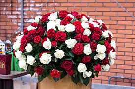 Mazzi di fiori per matrimoni. 996 Mazzo Enorme Di Rose Foto Foto Stock Gratis E Royalty Free Da Dreamstime