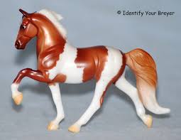 The tennessee walking horse is gentle enough to carry inexperienced riders, both young and old on its back. Identify Your Breyer Tennessee Walking Horse Stablemates Series