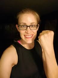 Good morning! Ladies, who else is STRONG? ❤️✨