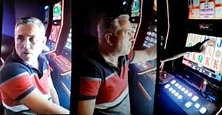 Angajata barului a apăsat imediat butonul de panică, dar până la sosirea echipei de. Cum A CaÈ™tigat Un Taximetrist Din BucureÈ™ti 50 000 De Euro Fraudand Aparatele De Jocuri De Noroc In Cazinourile Din TimiÈ™oara Tre Sa Ai Programul Cu Care Tre Sa Faci Filmarea Ziua