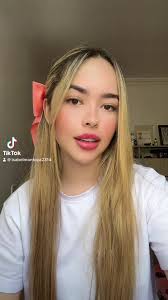 Isabell Montoya Moonze