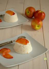 La torta semifreddo alle pesche è una ricetta semplice e fresca ideale da servire d' estate ma in generale ogni volta che le pesche sono di stagione. Pin Su Chez Bibia Passione Cucina