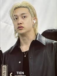 Hello please send me some pictures of Stray Kids