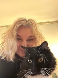 Hi all, a year ago I took the leap into self-employment as a professional  house and pet sitter. What a great 12 months it's been! I've met some  wonderful furry friends (and