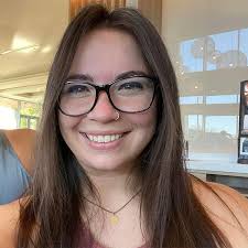 Samantha Faircloth's Instagram, Twitter & Facebook