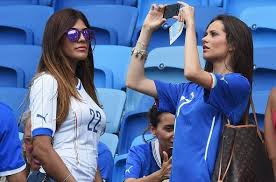 Find out everything about lorenzo insigne. Genoveffa Darone Mamma Esemplare E Principessa Del Principe Di Napoli