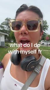 I also don’t have a car! Please help! I don’t want to rot for a month!  #professionalactor #musicaltheatre #theatrelife #theatretok #theatretiktok  #musicaltheatremajor #actorlife #actingcareer