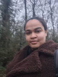 Introduction to Off-Grid Life, Herbal Medicines, and Hiking in Texas