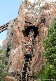Why Walt Disney World Is Better Than Disneyland Animal Kingdom Disney Disney World Rides Disney World