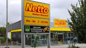 Sie erhalten ihr nettokom startpaket mit smart s option in jeder netto filiale oder sie bestellen bequem gleich hier Neues Logo Netto Ohne Hund Schleift Sich Die Ecken Rund Supermarktblog