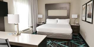 We specialize in charlotte condos. Hotels Downtown Charlotte Nc Holiday Inn Express Suites Charlotte Airport