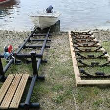 Rollers On The Right Boat Lift Dock Lake Dock Boat Dock