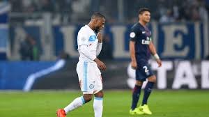 L'attaquant polonais devrait cruellement manquer à l'om qui se passera une fois encore des services de jordan amavi, toujours blessé. Olympique De Marseille Paris Saint Germain En Direct 26 Fevrier 2017 Eurosport