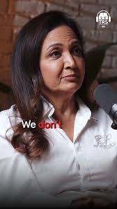 Suman Agarwal's Instagram, Twitter & Facebook