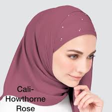Sutra bawal hijab tudung selendang silk bawal dicetak hijab tudung 180x70cm. Tudung Neelofa Hijab Semenyih Home Facebook