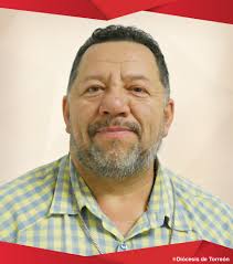 Felicidades Padre Juan Fernando! Felicitamos al Padre Juan Fernando  Navarrete Quintana por su cumpleaños 🎂 Dios lo siga colmando de abundantes  bendiciones. #SomosIglesia #codipacs