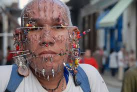 Asi se pudiera ver el Famoso Puente de Bacunayagua en distintas horas del  día.