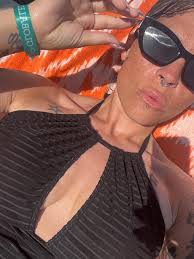 Katie Weir (@alt_style_katie_) • Instagram photos and videos