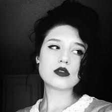 Anna La's Instagram, Twitter & Facebook