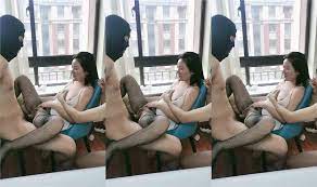 在线播放- KU双女杯露脸让小哥大早上玩双飞【1】黑丝情趣淫声荡语窗前爆草，沙发上轮草蹂躏两个骚逼，眼神迷离高速抽插刺激-