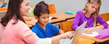 The Main Differences Between Online Learning And Traditional Learning From A Role Perspective Cae Computer Aided E Learning