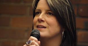 Karen Bayley's Instagram, Twitter & Facebook