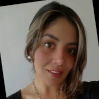 600+ perfiles de «Connie In»